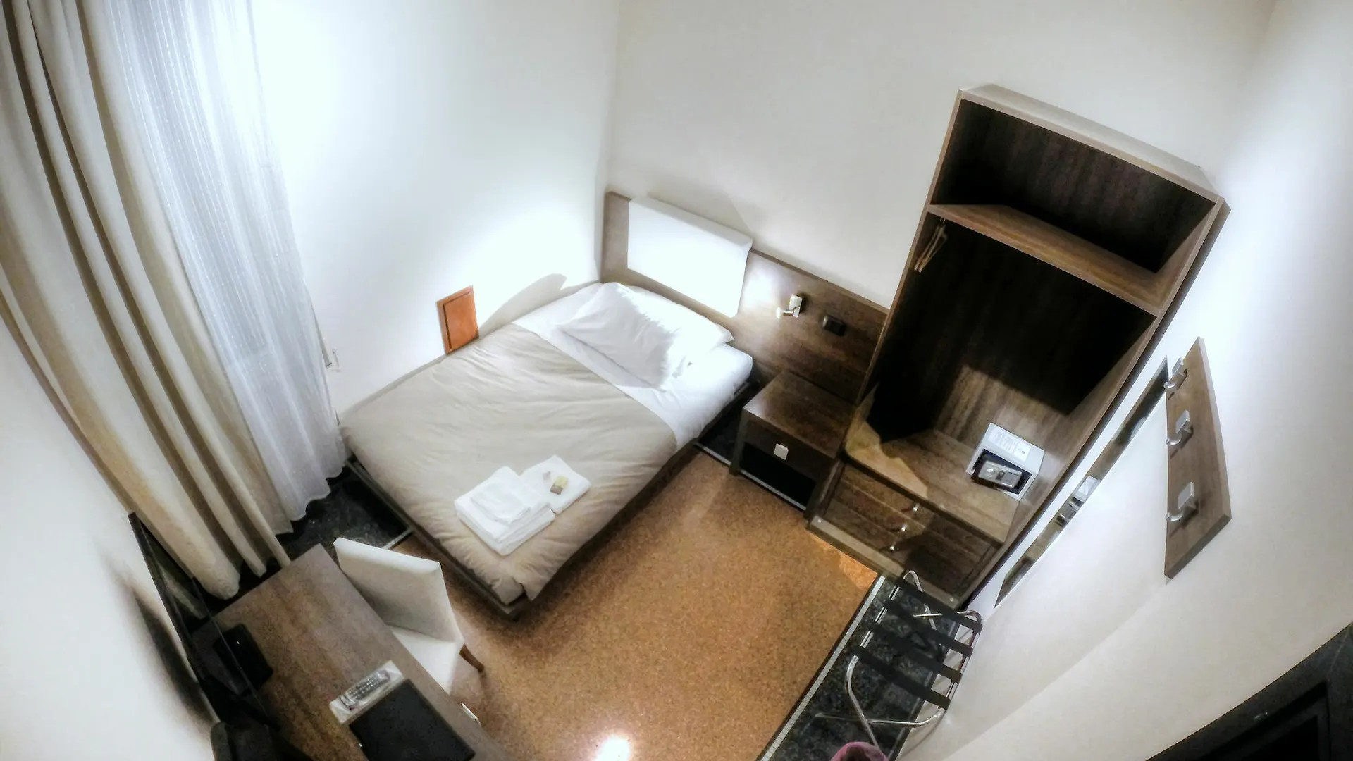 Guesthouse Vittoria Rooms - The Original Since 2015 Cenova