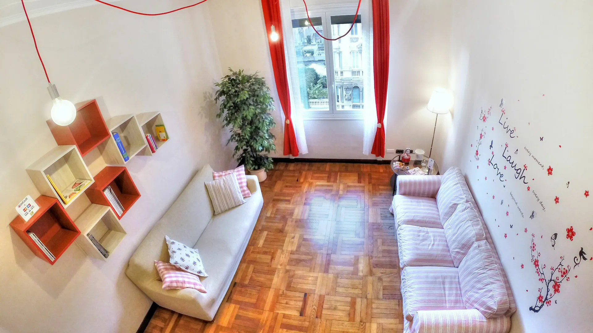 Guest house Guesthouse Vittoria Rooms - The Original Since 2015 Genoa