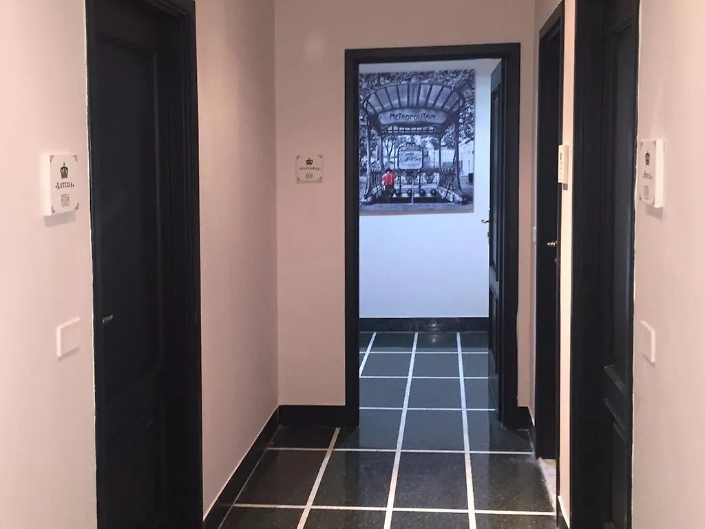 Guesthouse Vittoria Rooms - The Original Since 2015 Genoa Italy
